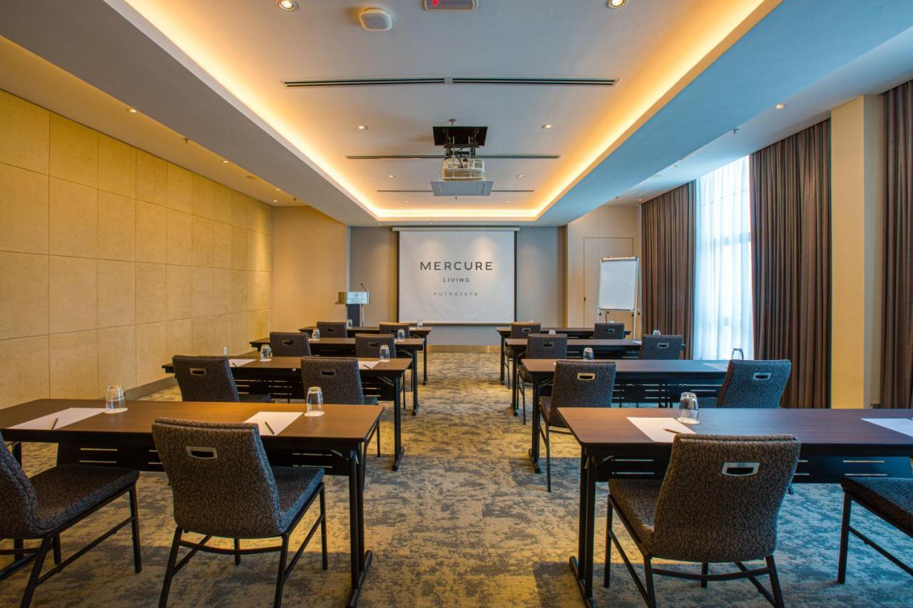 Mercure Living プトラジャヤ エクステリア 写真 Meeting room at Mercure Singapore