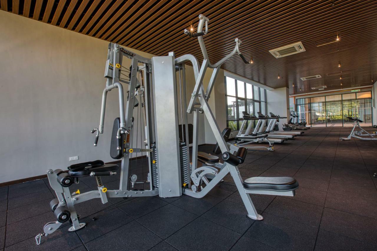Mercure Living プトラジャヤ エクステリア 写真 A multi-station machine